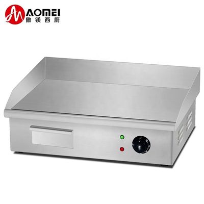 Grille électrique à l'intérieur avec plaque de cuisson à demi-ranée 550x425x225mm Produit ménager