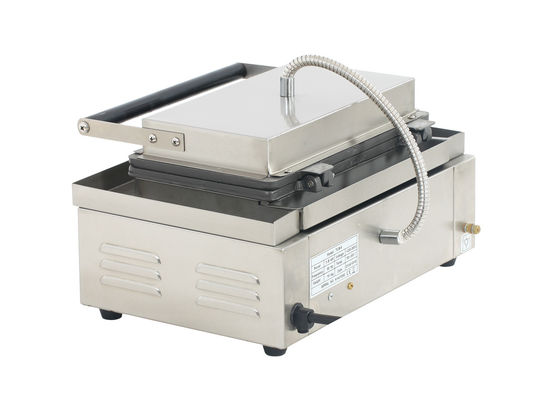 220V-240V Voltage Hot Dog Lolly Waffle Maker Machine pour le maïs croustillant siaméen non collant