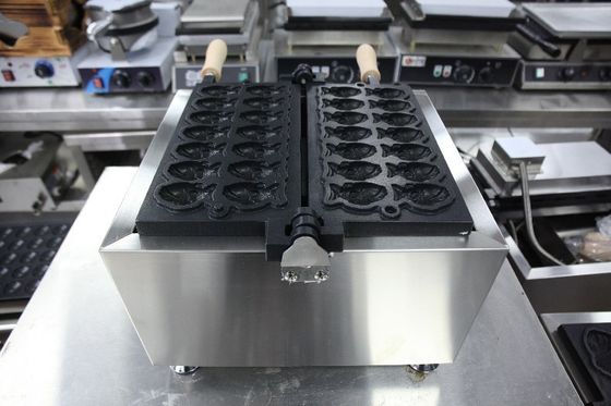Machine électrique Taiyaki en acier inoxydable pour l' équipement de collation en forme de poisson 380x380x245mm