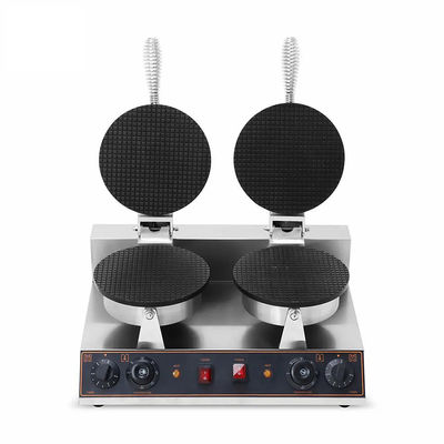 Les hôtels doivent avoir 2400W outil de cuisson commercial machine à cône de crème glacée machine à cône de gaufre